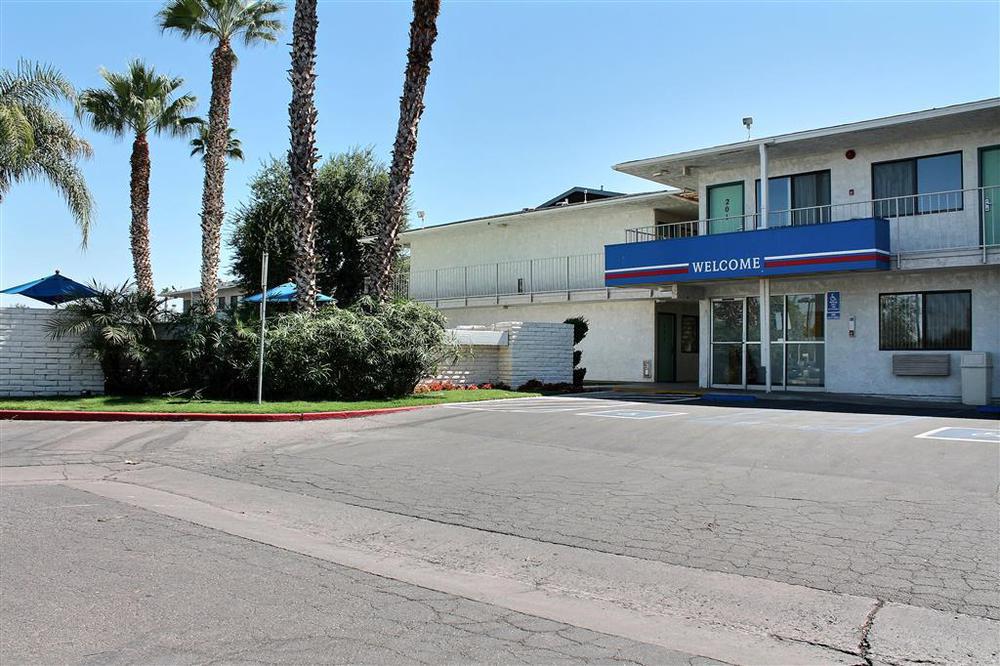Motel 6-Bakersfield, Ca - South Exteriör bild