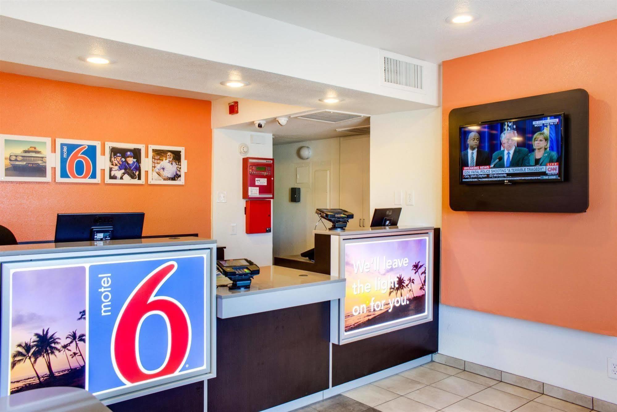 Motel 6-Bakersfield, Ca - South Exteriör bild