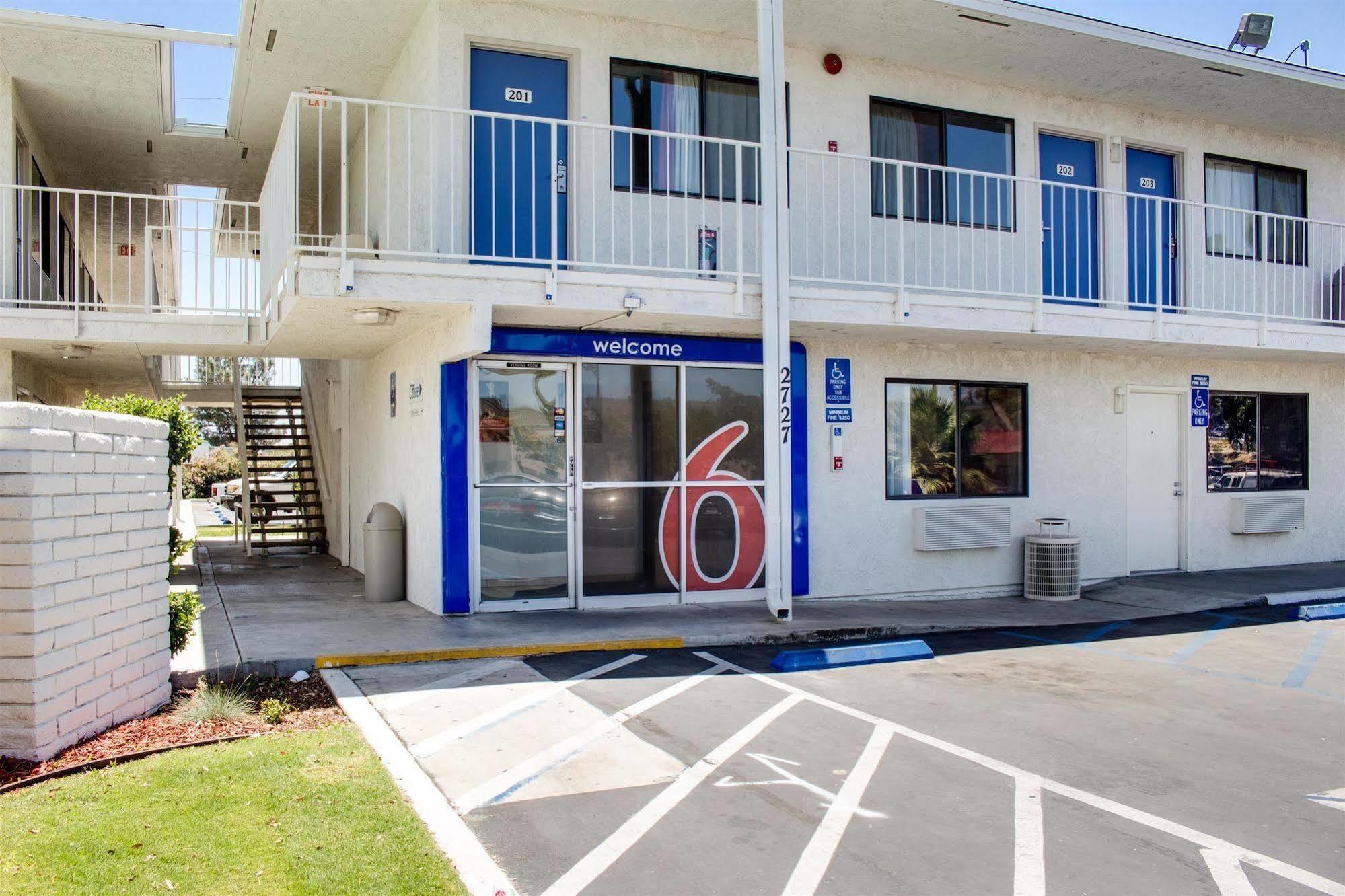 Motel 6-Bakersfield, Ca - South Exteriör bild
